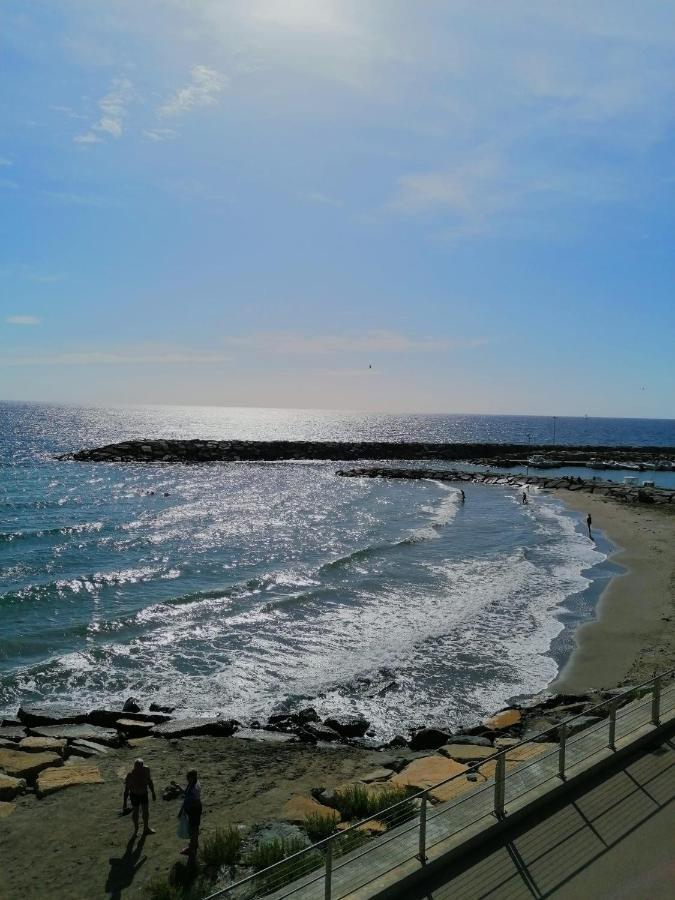Ca' De Raffe' Apartment Lingueglietta ภายนอก รูปภาพ